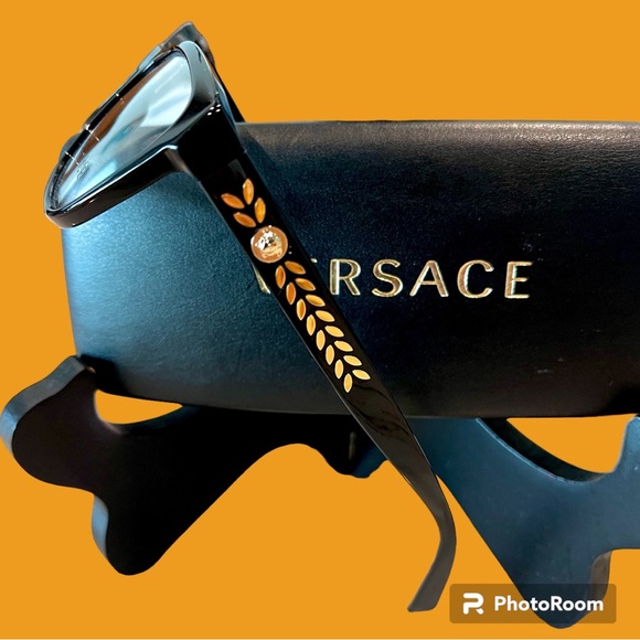 New Versace Glasses & Case Black frame/Gold logo - Picture 10 of 16